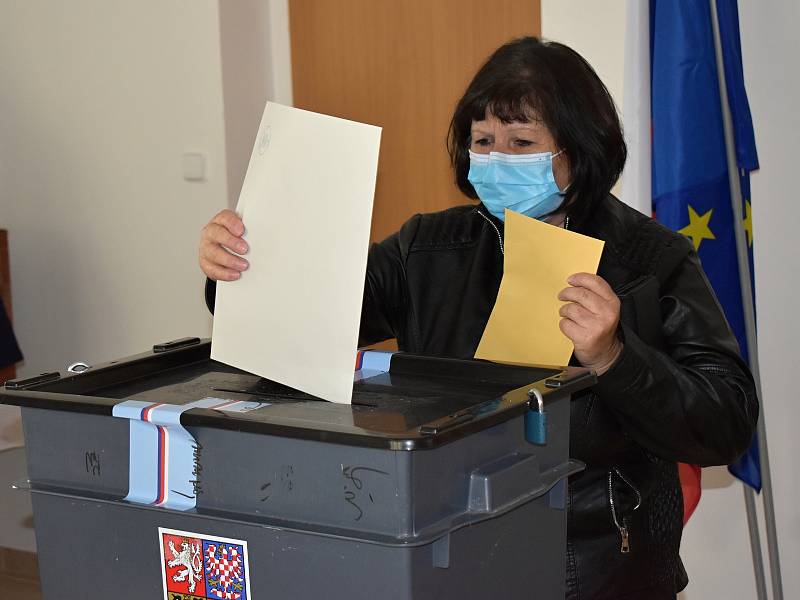 Krajské a senátní volby v Olešné.