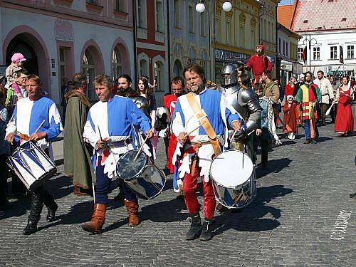 Vysoká brána u Pražské brány 2011