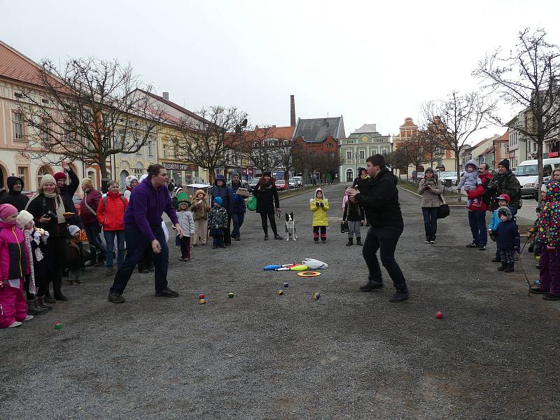 Hlavním tématem masopustu v Rakovníku byla zima.