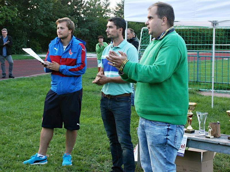 V mládežnickém fotbalovém turnaji MRak Cup triumfovala v kategorii U14 Vlašim, v kategorii U15 byl nejlepší Motorlet. 