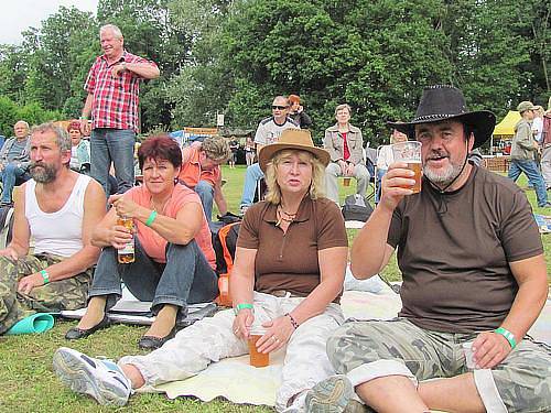 Dobře utajená country ve Slabcích