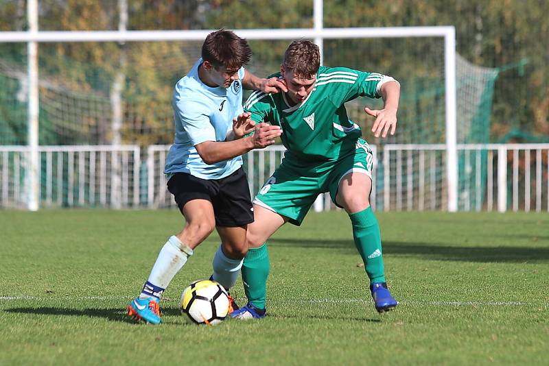 Z fotbalového utkání divize Tatran Rakovník - Chomutov (2:1)