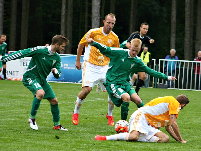 Fotbalisté rakovnického Tatranu prohráli v 6. kole divize s Hostouní 0:2.