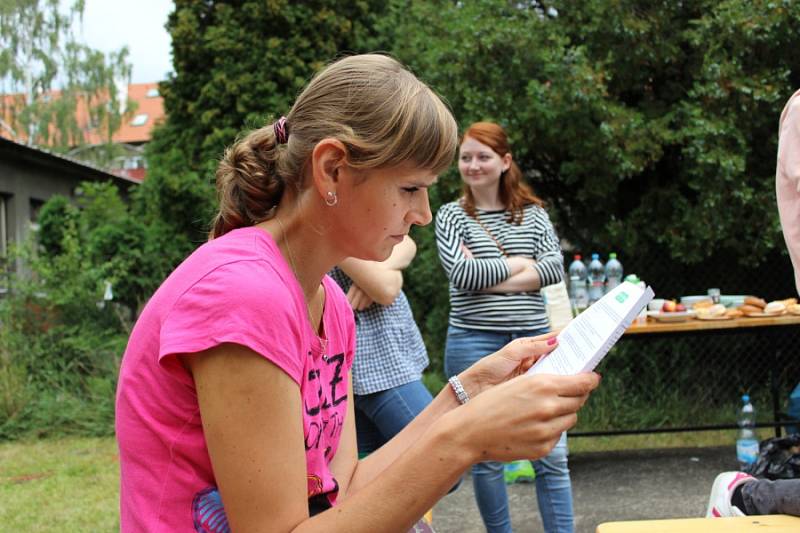 Levné a snadno dostupné ingredience, jednoduchý postup a radost z vlastní tvorby. To všechno navíc s ohledem na přírodu. Právě takový byl sobotní workshop o ekologických prostředních do domácnosti.