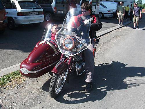 Druhé setkání majitelů mopedů Stadion v Rakovníku a na Křivoklátě