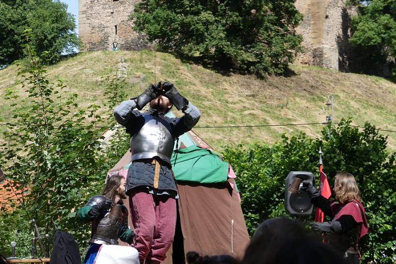 Na hradě Krakovci pokračují Husovy slavnosti.
