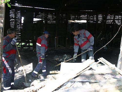 Úklid bývalého Hamira v Novém Strašecí