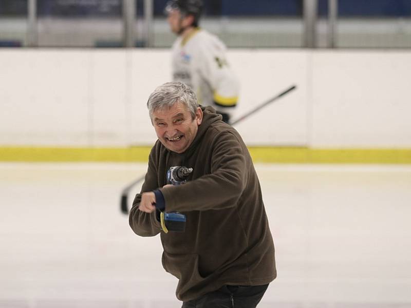 Hokejisté HC Rakovník v dalším kole krajské ligy zdolali Poděbrady 4:2.