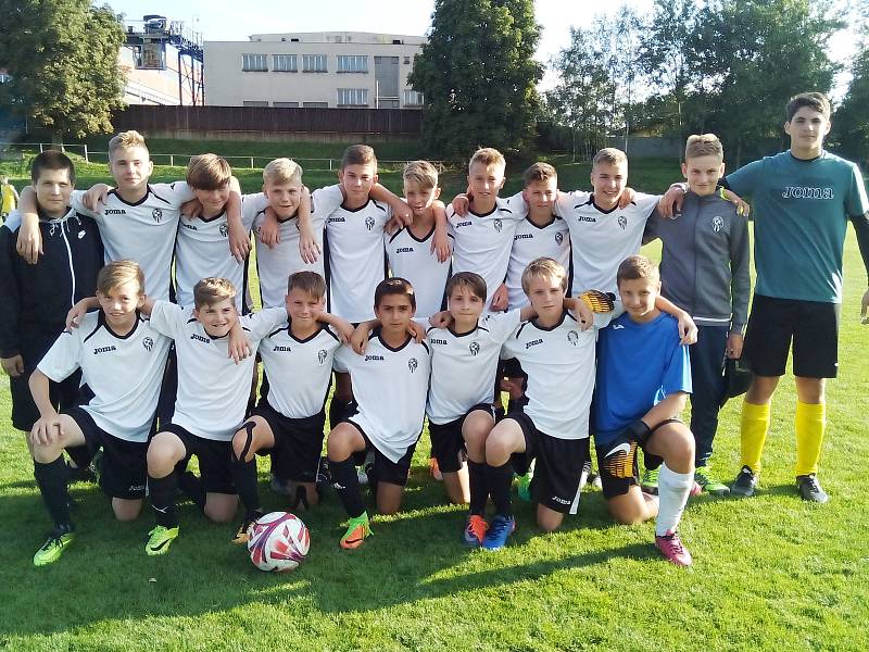 V mládežnickém fotbalovém turnaji MRak Cup triumfovala v kategorii U14 Vlašim, v kategorii U15 byl nejlepší Motorlet.