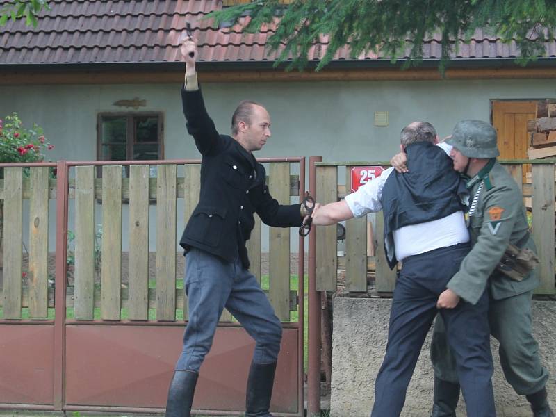 Rekonstrukce zatčení Jaroslava Fraňka gestapem a otevření jeho pamětní síně