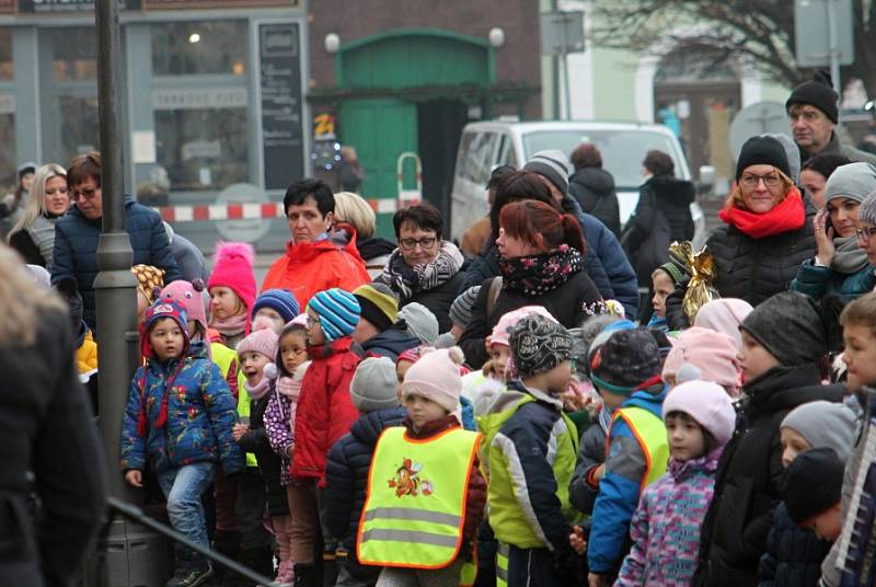 Vyhlášení pátého ročníku soutěže O nejkrásněji nazdobený vánoční stromeček.