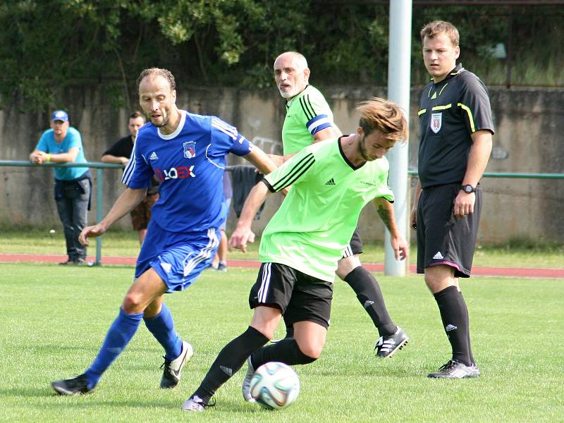 Fotbalisté Olympie Rakovník porazili ve 3. kole okresního přeboru Městečko 2:1.