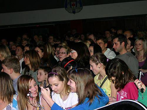 Koncert kapely XINDL X v KC Rakovník