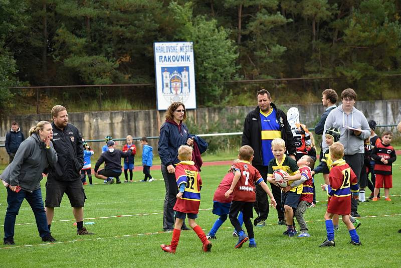 Na hřišti na Zátiší v Rakovníku se uskutečnil Dětský sportovní den, který uspořádali rakovničtí ragbisté.