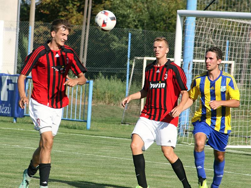 Fotbalisté Mšece prohráli v prvním přípravném duelu se Lhotou 0:2.