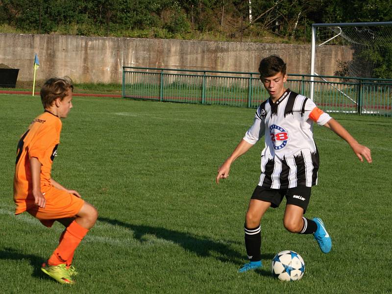 V mládežnickém fotbalovém turnaji MRak Cup triumfovala v kategorii U14 Vlašim, v kategorii U15 byl nejlepší Motorlet. 