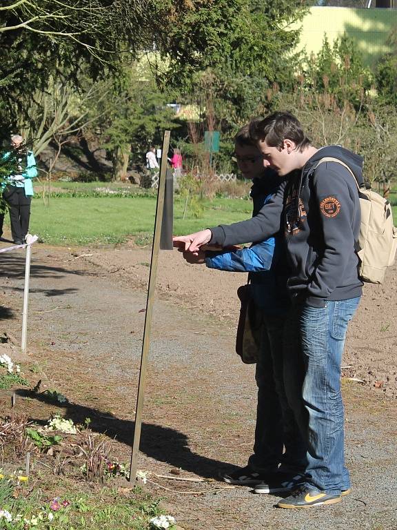 Ekologická soutěž ke Dni Země na botanické zahradě v Rakovníku