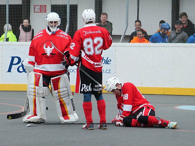 Hokejbalisté HBC Rakovník prohráli s Letohradem až po penaltách, když v základní hrací době skončil duel nerozhodně 2:2.