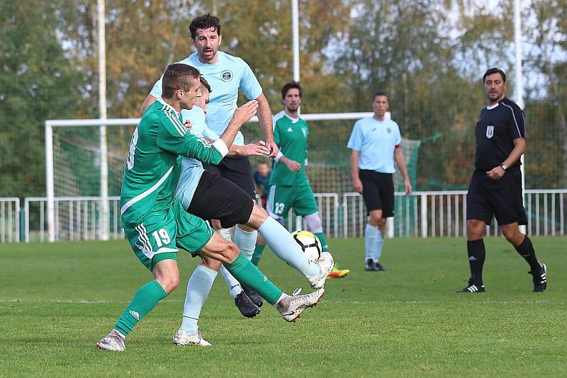 Z fotbalového utkání divize Tatran Rakovník - Chomutov (2:1)