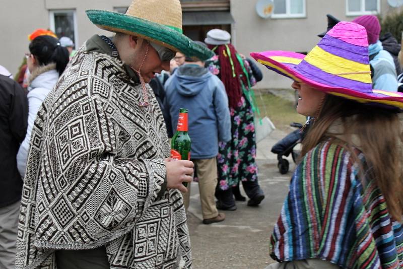 Na Masopust v Čisté dorazili přátelé ze stejnojmenných obcí napříč republikou.