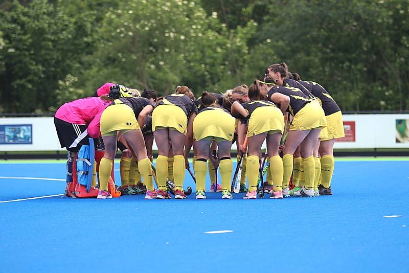 Rakovnické pozemní hokejistky padly v souboji o udržení Euro Hockey Challenge II s Douai HC 4:5 a sestoupily o soutěž níž.