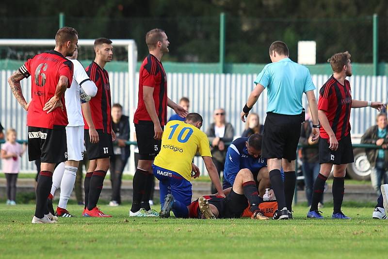 Z fotbalového utkání České fotbalové ligy SK Rakovník - Domažlice (1:0)