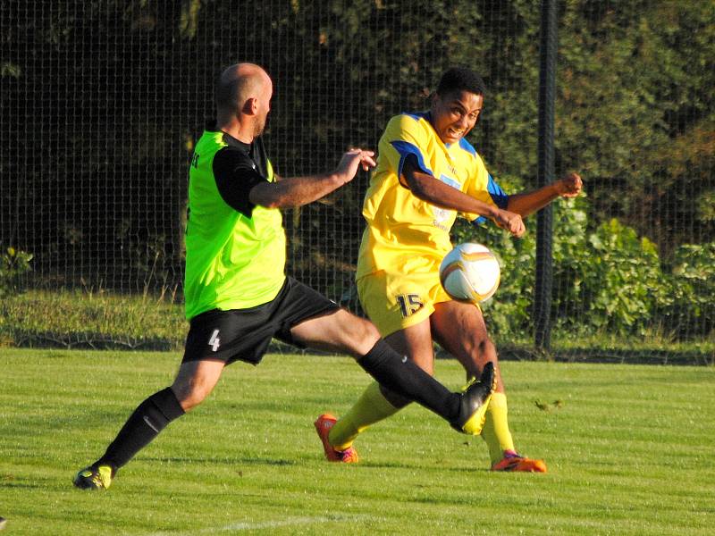 FK Kněževes - SK Rakovník 2:4 (1:2). Postupuje Rakovník