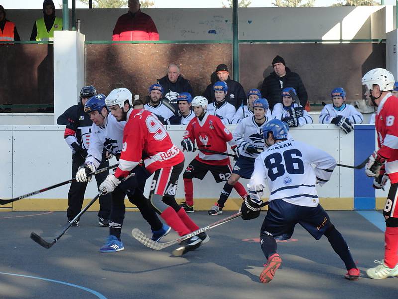 Hokejbalisté Rakovníka prohráli doma s Alpigem Kladno 1:4.