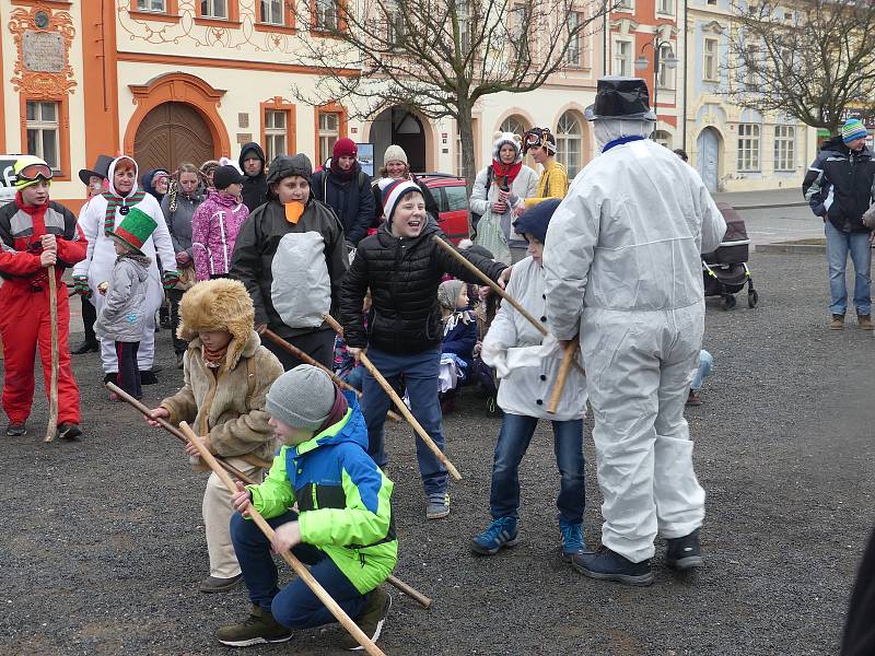 Hlavním tématem masopustu v Rakovníku byla zima.