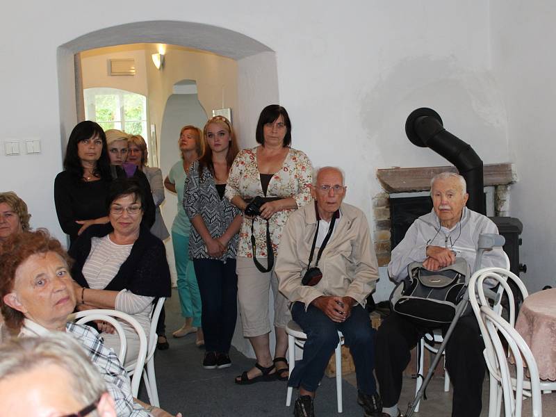 Výstava přibližuje historii Židů na Rakovnicku.