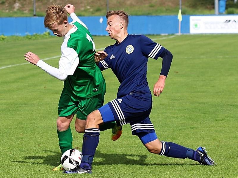 Starší dorost Tatranu vyhrál v Králově Dvoře 2:0, mladší prohrál 1:4.