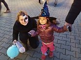 Halloweenský průvod má v Rakovníku letitou tradici.