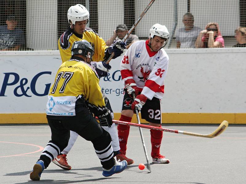 V rozhodujícím finále oblastní ligy v hokejbalu zvítězily Beer Stars Hnidousy nad rezervou HBC Rakovník 7:3 a slaví titul.