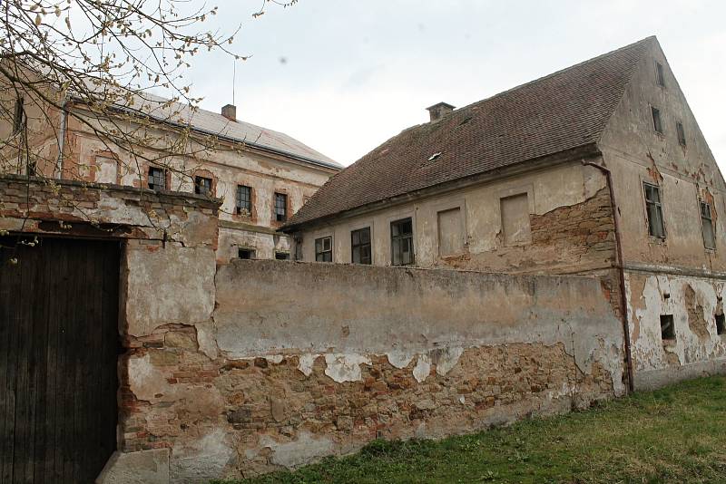 Tipněte si obec na snímcích.