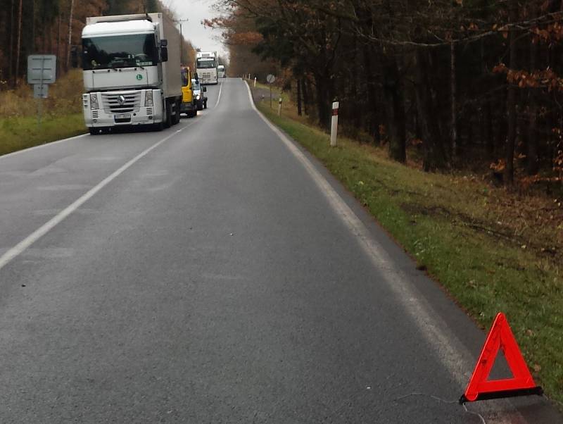 Při pondělní dopravní nehodě u Rudy zemřel  čtyřiadvacetiletý řidič. Zdroj: Policie ČR