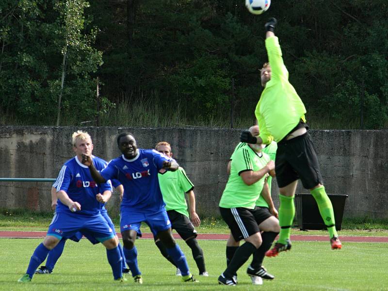 Fotbalisté Olympie Rakovník porazili ve 3. kole okresního přeboru Městečko 2:1.