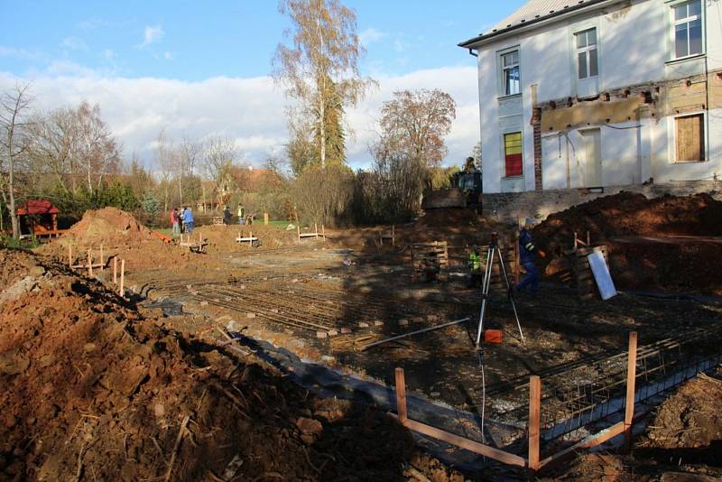 Rekonstrukce mateřské školy v Jesenici.