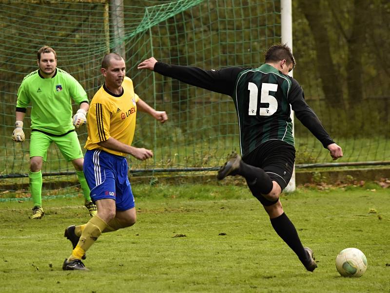 Fotbalisté Městečko prohráli s Hředlemi 0:3.