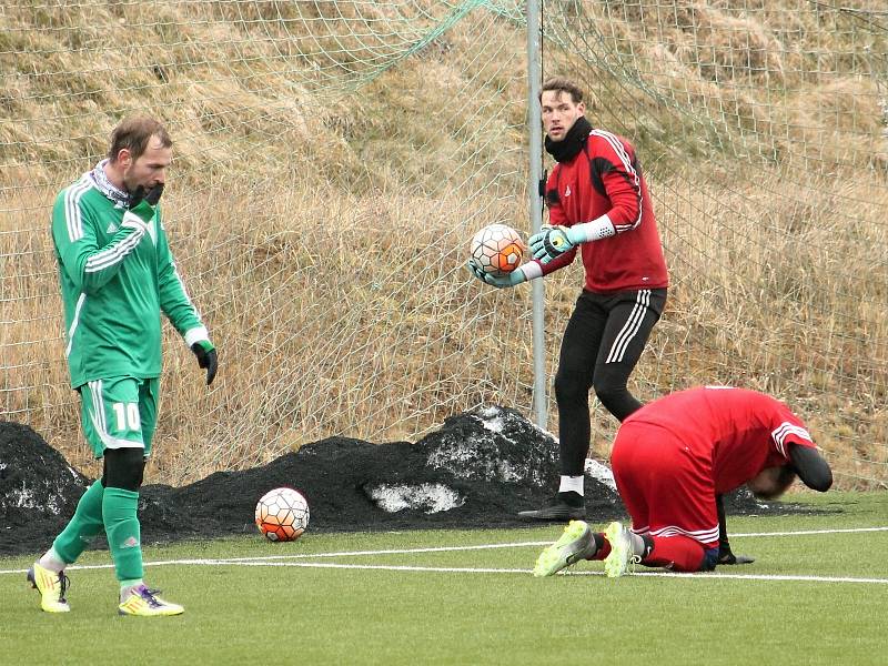 Rakovnický Tatran si v přípravném duelu poradil s Libušínem 5:0.