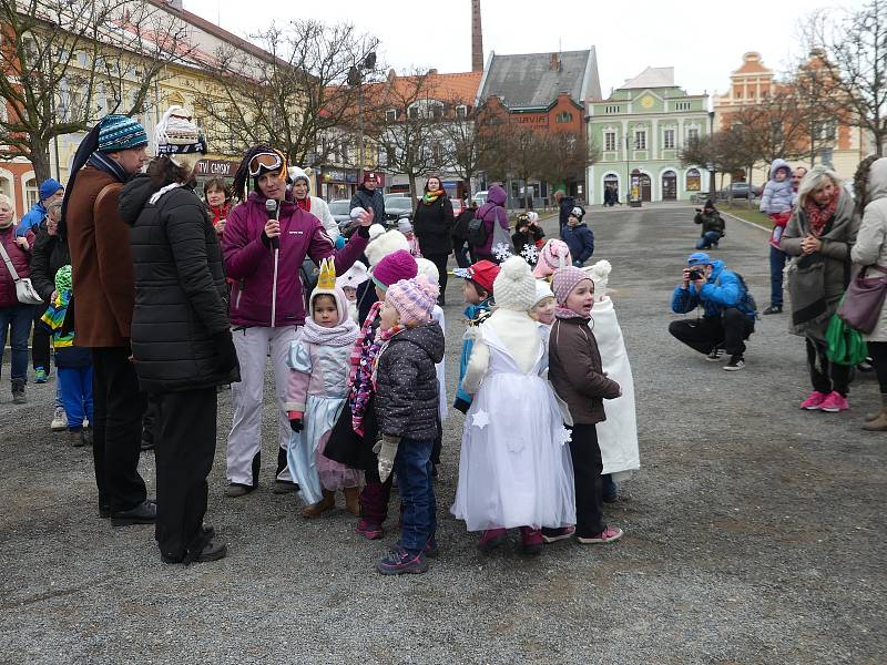 Hlavním tématem masopustu v Rakovníku byla zima.