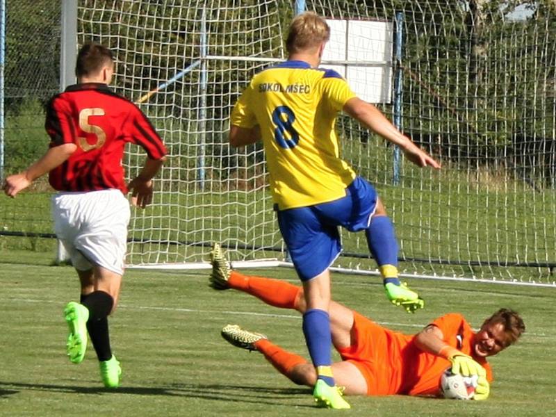 Fotbalisté Mšece prohráli v prvním přípravném duelu se Lhotou 0:2.