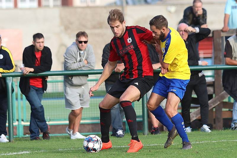 Z fotbalového utkání České fotbalové ligy SK Rakovník - Domažlice (1:0)