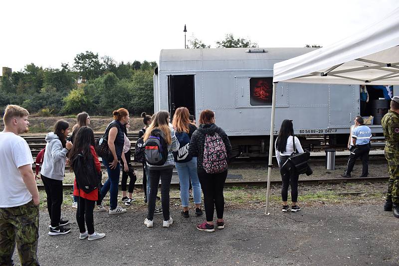 Revolution train na rakovnickém nádraží.