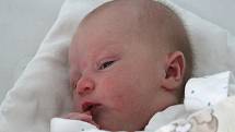 TOMÁŠ CHLOUBA, ORÁČOV. Narodil se 25. května 2020. Po porodu vážil 3,7 kg a měřil 50 cm. Rodiče jsou Šárka a Štěpán.