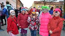 Masopust v Novém Strašecí pořádá místní ZUŠ, soutěží o nejlepší masopustní buchtu.