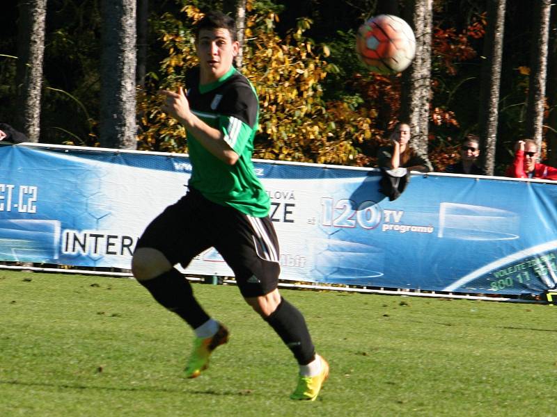 Fotbalisté rezervy Tatranu Rakovník zničili Zlonice 6:0.