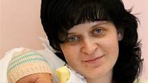 Linda OPATRNÁ z Mirošova se narodila 12. února ve Fakultní nemocnici v Plzni. Přišla na svět ve 14 hodin a 28 minut. Manželé Iveta a Luboš už mají doma prvorozeného syna Lukáše (12 let). Malá Linda vážila při narození 3260 gramů, měřila 51 cm. 