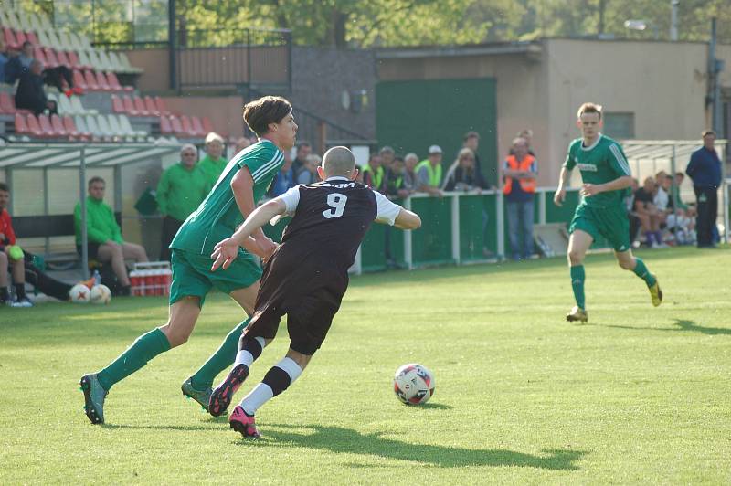 Divizní muži FC se v existenčním duelu museli spokojit s jediným bodem. Při pobytu ve spodních patrech tabulky jim moc nepomohl.