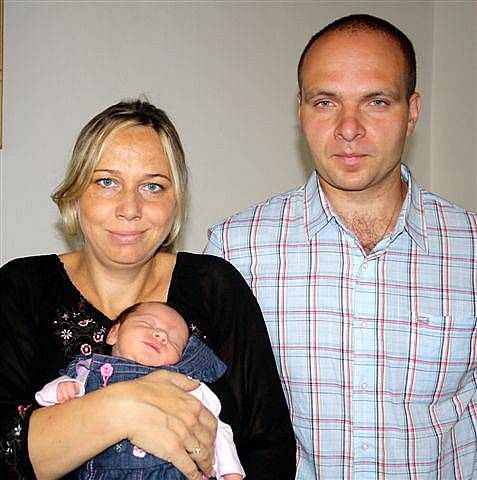 Tereza TYCAROVÁ  z  Litohlav se narodila v nemocnici v Plzni Lochotíně 23. srpna. Přišla na svět  brzy ráno, ve 3 hodiny a 42 minut.  Terezka se narodila s mírami 3300 gramů a 48 cm.