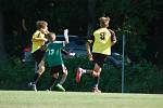 Ligoví žáci FC Rokycany - kategorie U13 - se v pátečním odpoledni vypravili na přípravný dvojzápas do areálu rekreačního střediska Sycherák u Boru u Tachova.